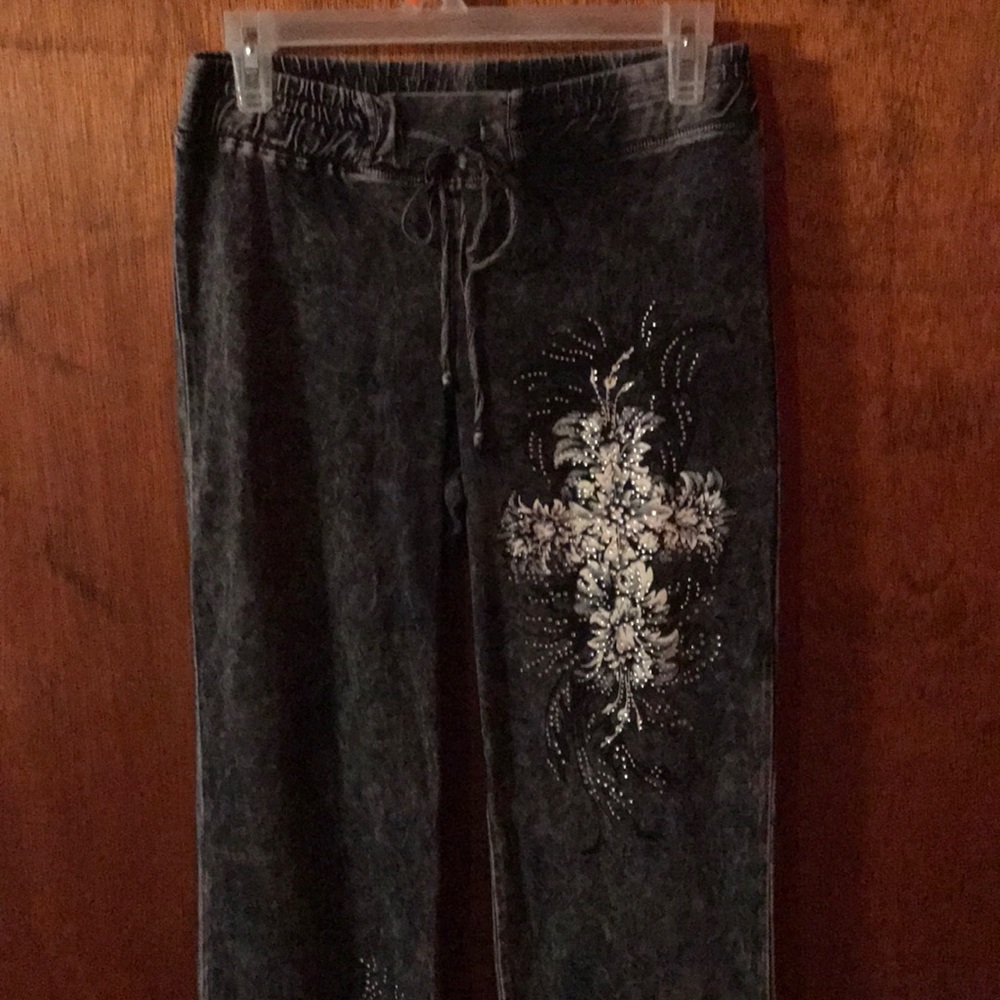 NWT-  Coral Cotton/Spandex pants